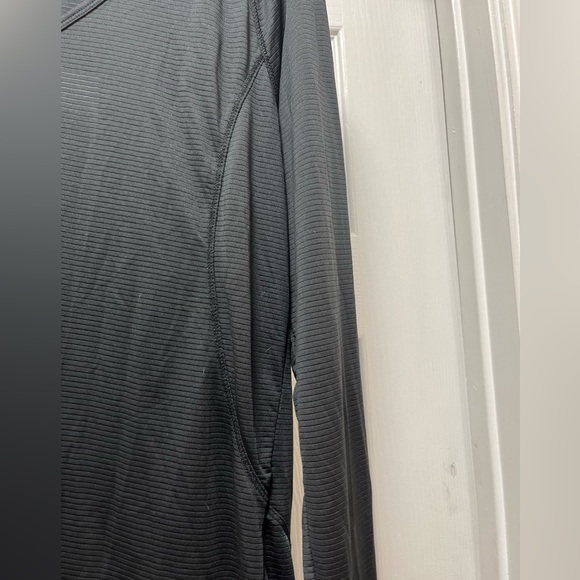 Jockey Women's Open Back Relaxed Fit Athletic Long Sleeve Top - Picture 5 of 5